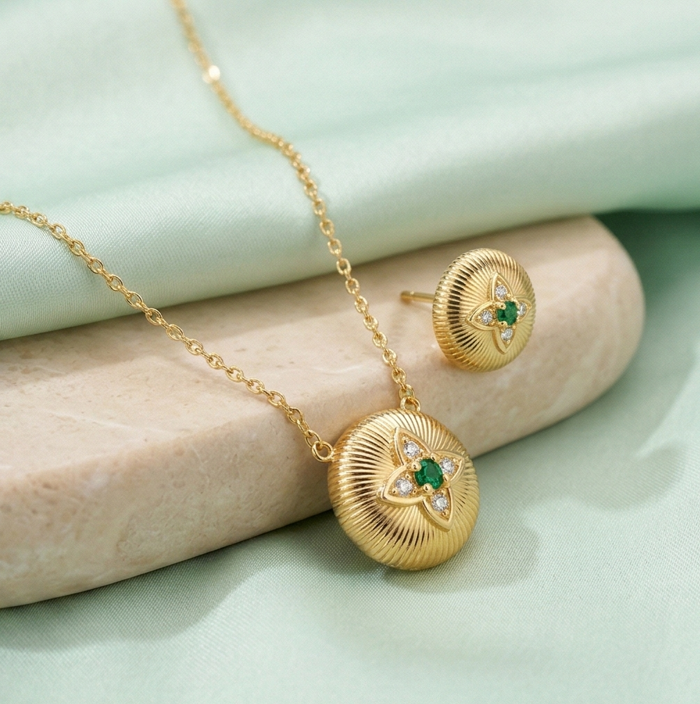 Sterling Silver Yellow Gold Plated Ribbed Floral Pendant Necklace and Stud Earrings Jewellery Set for Women